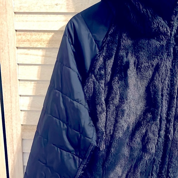 The North Face Women’s Mossbud Insulated Reversible Coat. Size XS - Picture 11 of 16